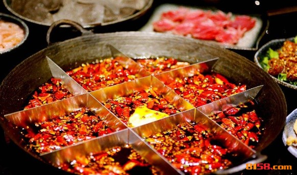 乱劈柴火锅加盟费用多少钱