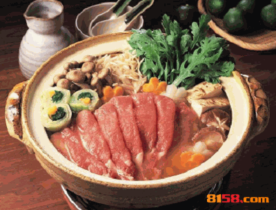 源伊旋转小火锅加盟店要多少钱？