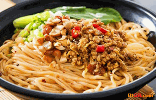 金板凳重庆小面