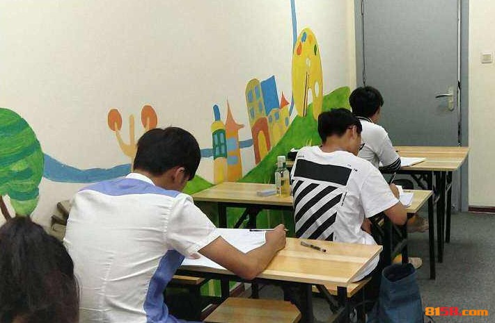 一鸣惊人 一鸣惊人