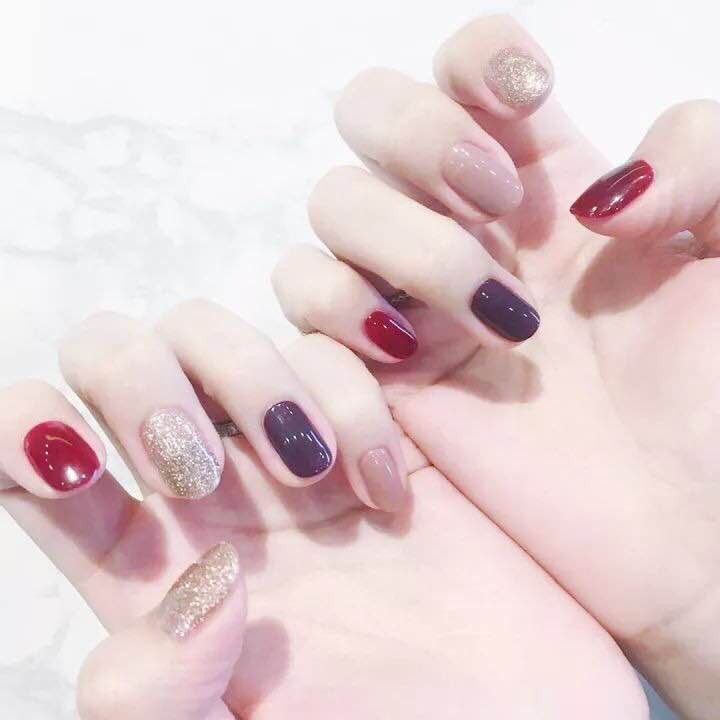 展鸿美甲 展鸿美甲