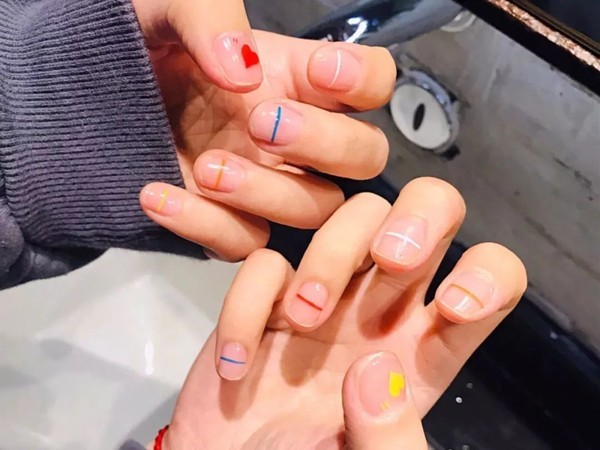 波丝妮美甲