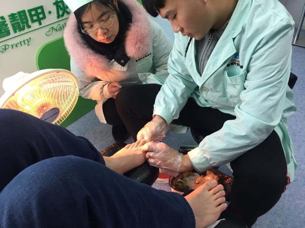 馨靓甲灰指甲 馨靓甲灰指甲