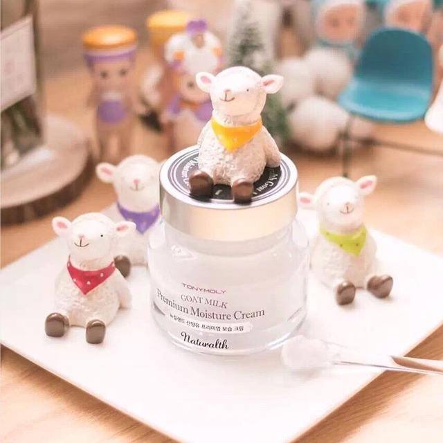 TONY MOLY