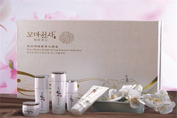 韩资香云化妆品