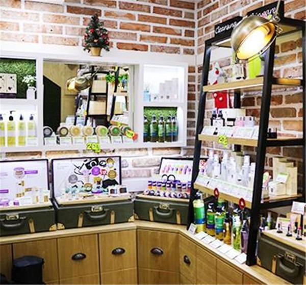 莹润化妆品 莹润化妆品