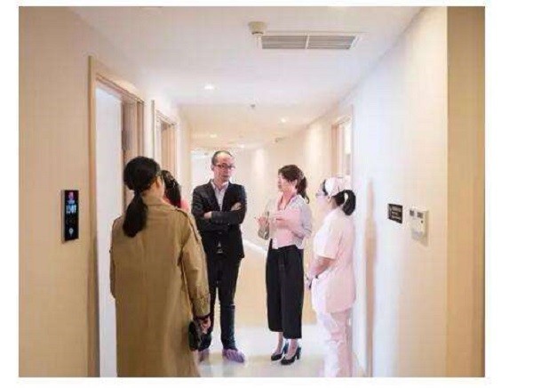 十月妈妈