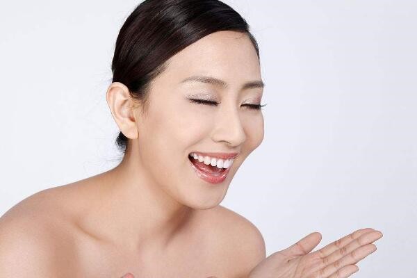 女王归来