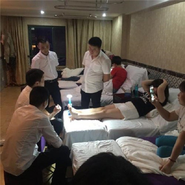 福益家修脚采耳 福益家修脚采耳
